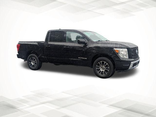 2022 nissan titan sv