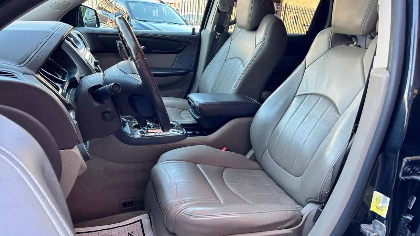 2013 gmc acadia denali