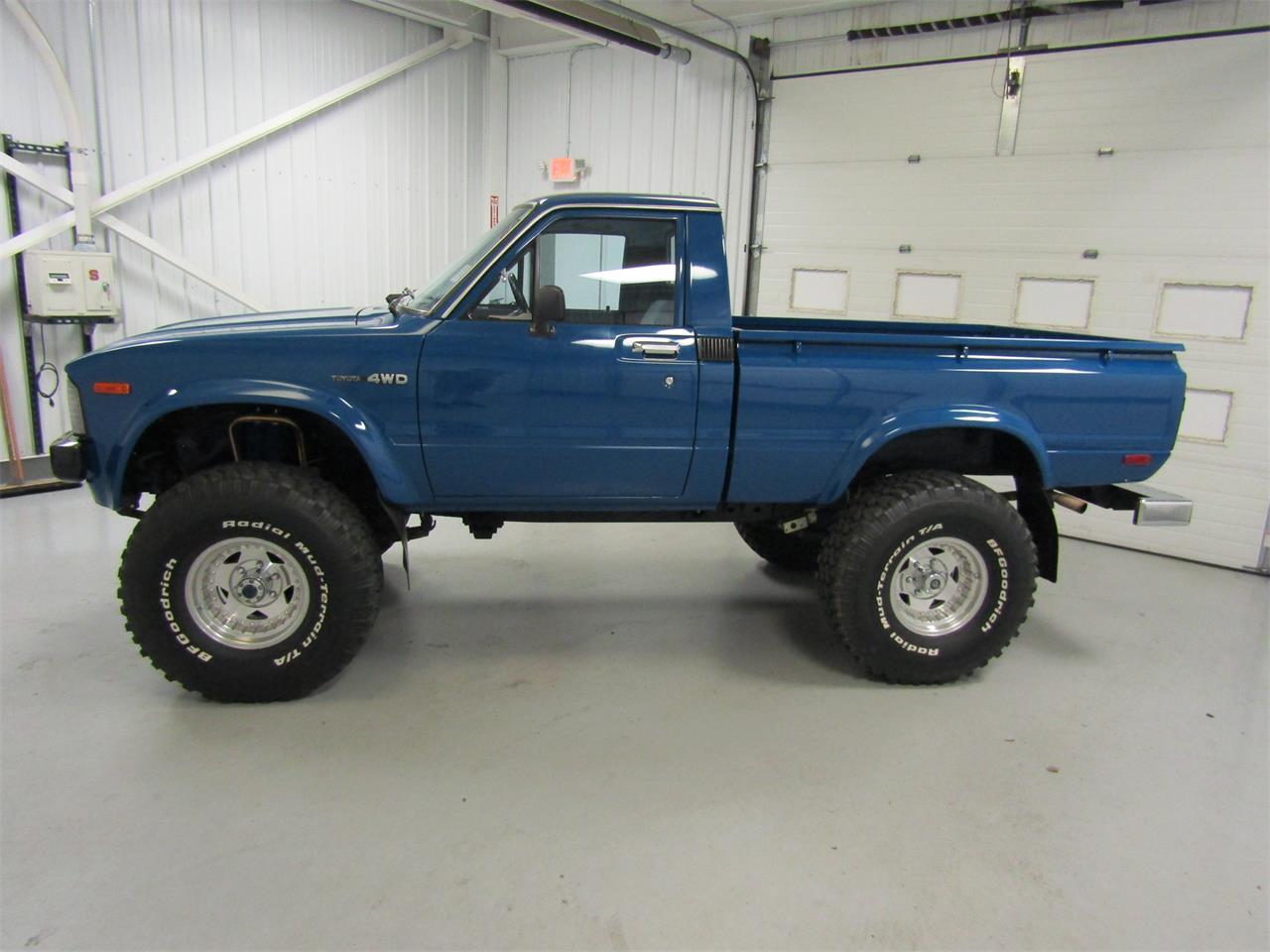 1980 toyota hilux