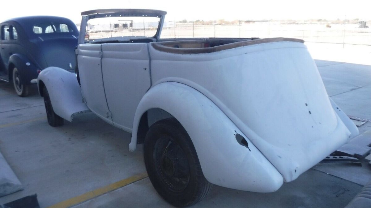 1935 ford 4 dr convertible sedan barn find ready to restore or hot rat rod 1936