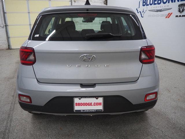 2021 hyundai venue se