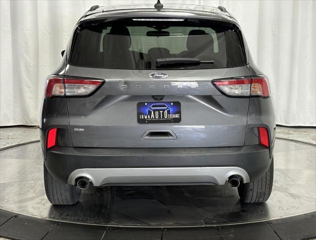2021 ford escape se