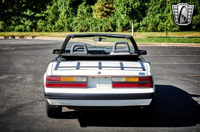 1985 ford mustang gt