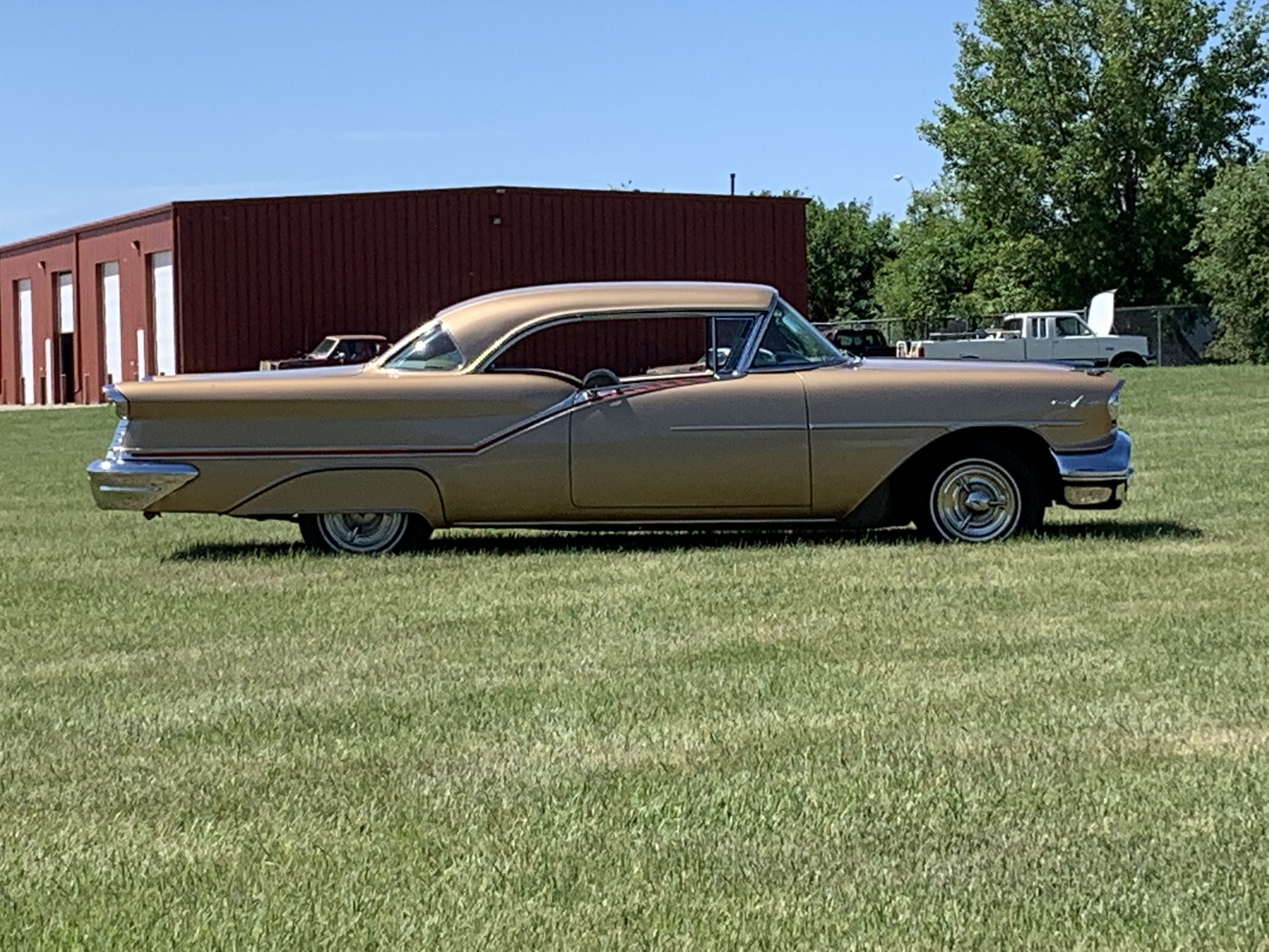 1957 oldsmobile starfire ninety-eight holiday coupe