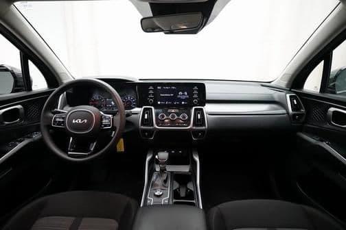 2022 kia sorento lx in grand rapids, michigan