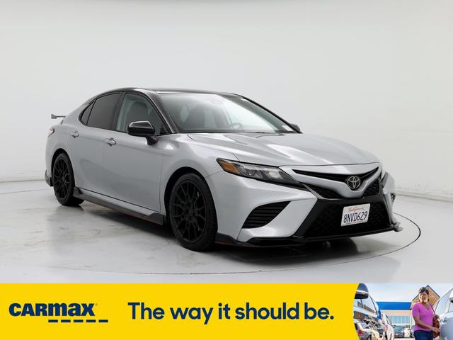 2020 toyota camry trd