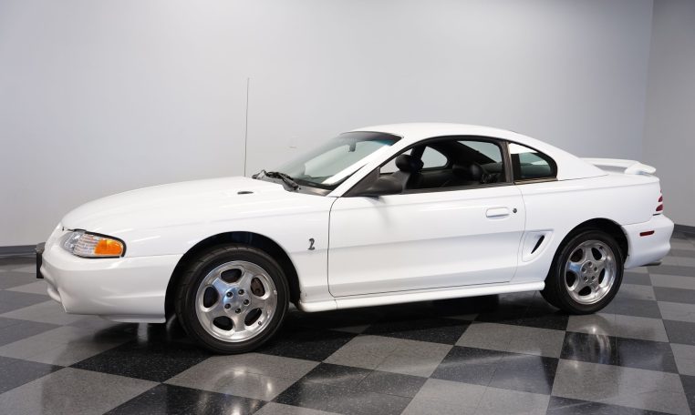 1994 ford mustang svt cobra