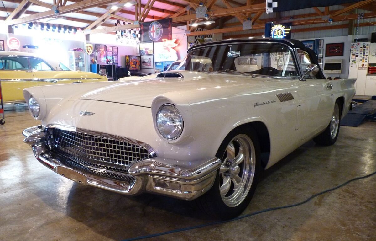 ford performance 302 powered 1957 ford thunderbird