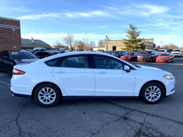 2016 ford fusion s