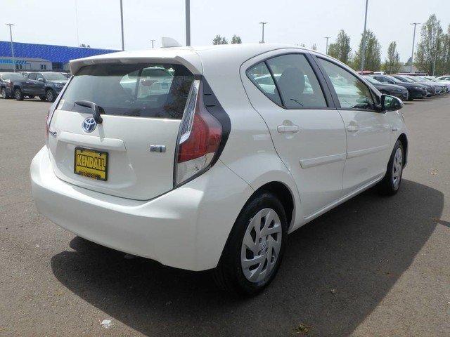 used 2016 toyota prius c persona series eugene, or 97401 for sale in college crest, oregon