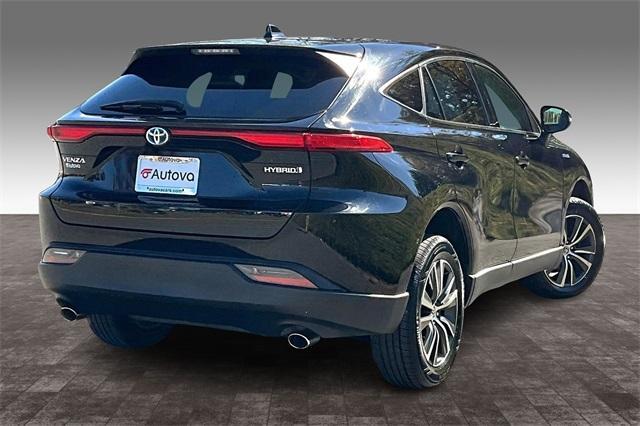 2021 toyota venza le