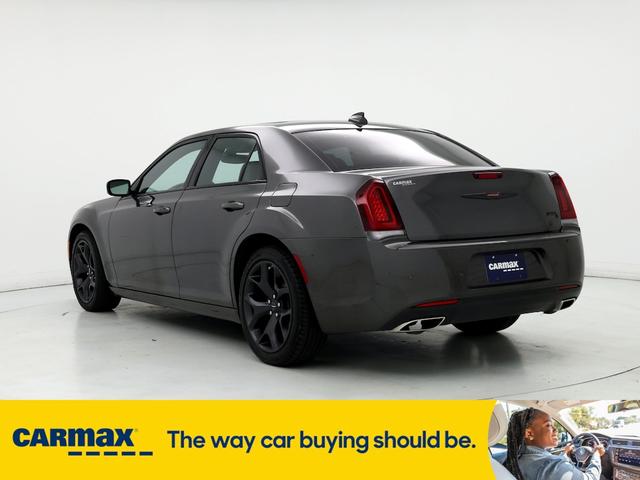 2023 chrysler 300 s