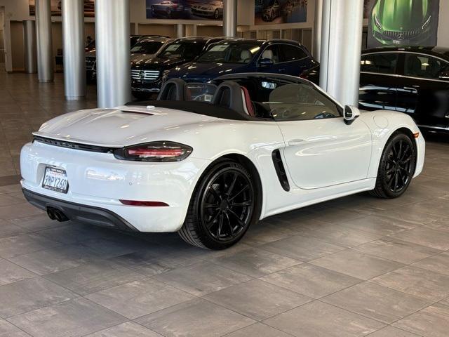 2017 porsche 718 boxster base