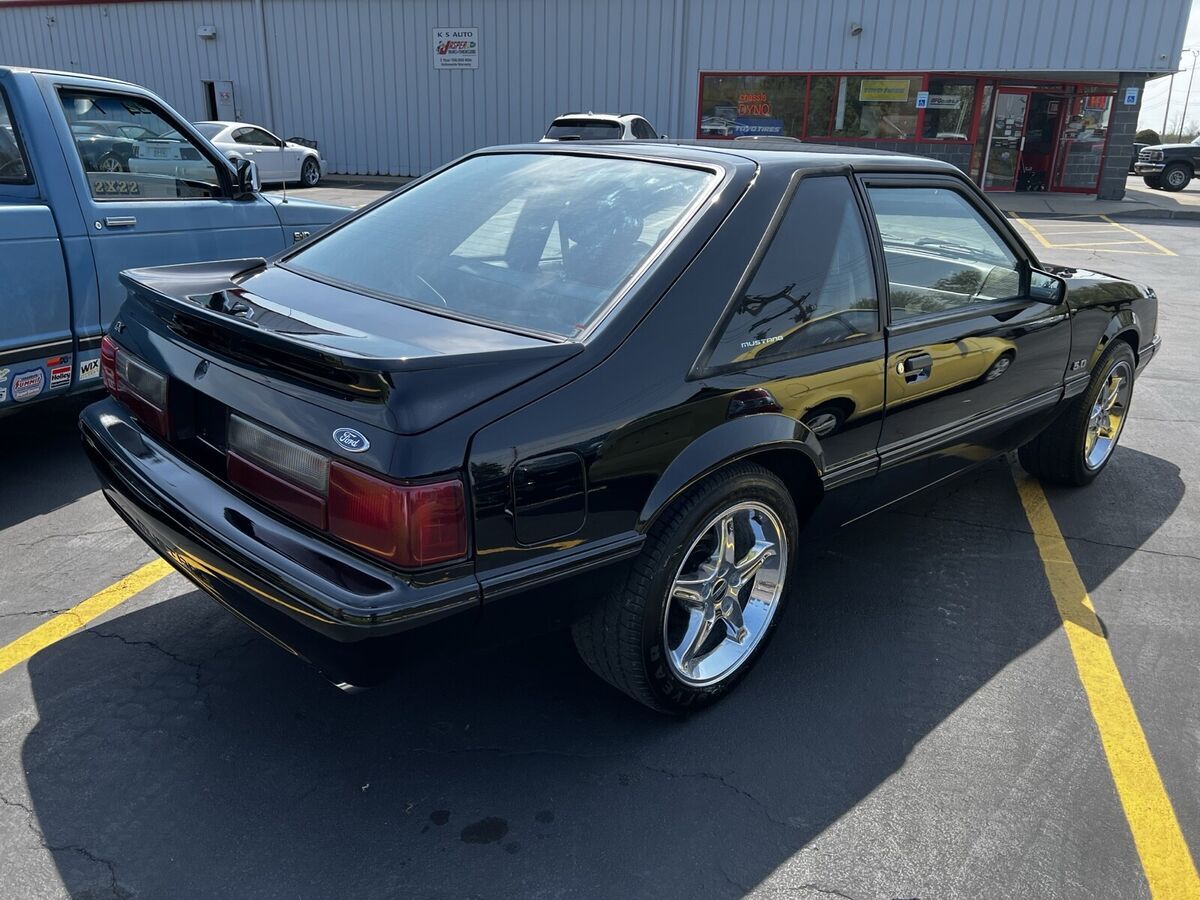 1993 ford mustang lxcoupe black not gt