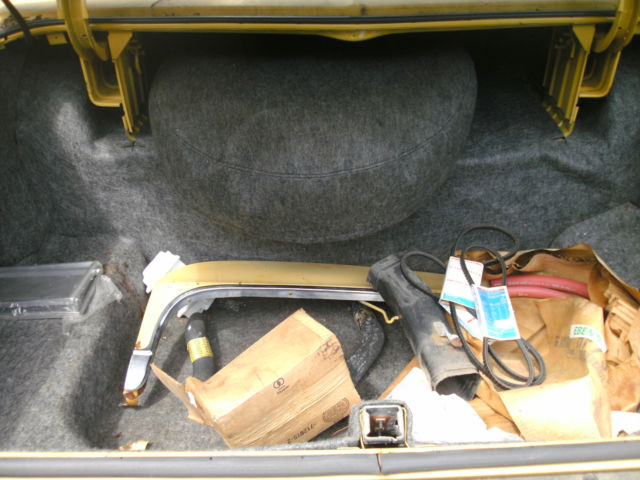 excellent car for restoration , lincoln , all trim in good shape