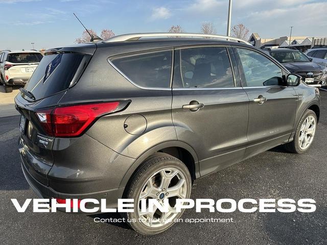2019 ford escape titanium