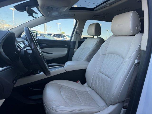 2022 buick enclave avenir