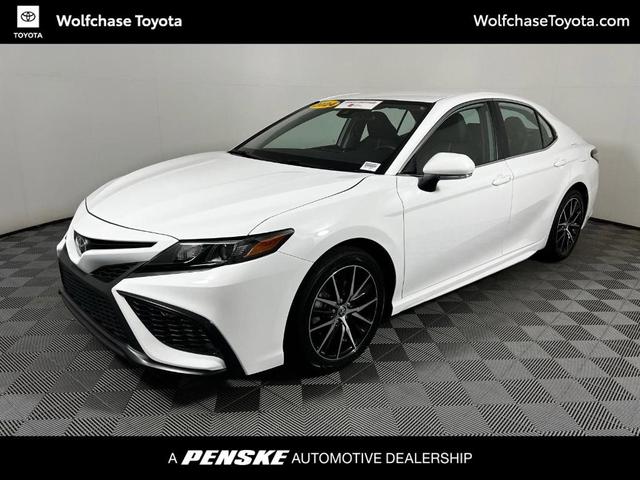2024 toyota camry se