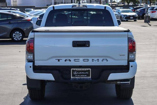 2022 toyota tacoma trd sport