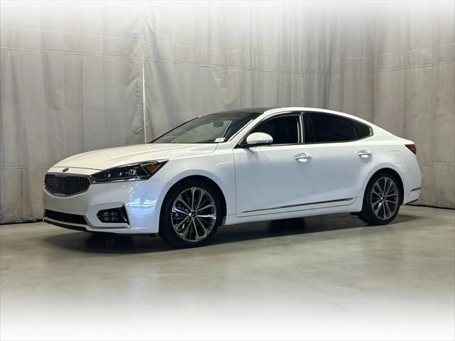 2017 kia cadenza technology