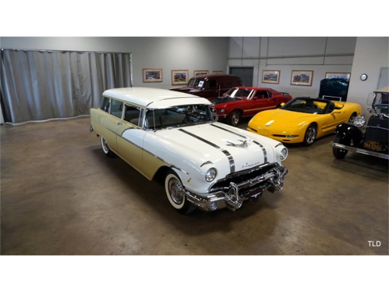 1956 pontiac chieftain