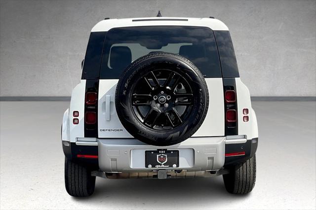 2024 land rover defender 110 p300