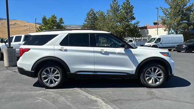 2022 ford explorer xlt