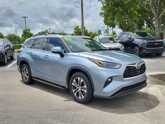 2022 toyota highlander xle