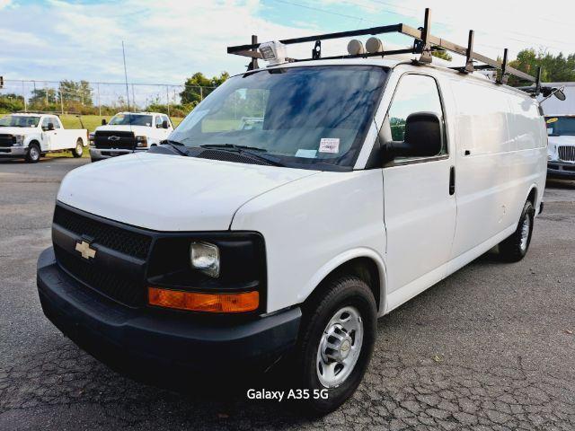 2011 chevrolet express 3500 work van