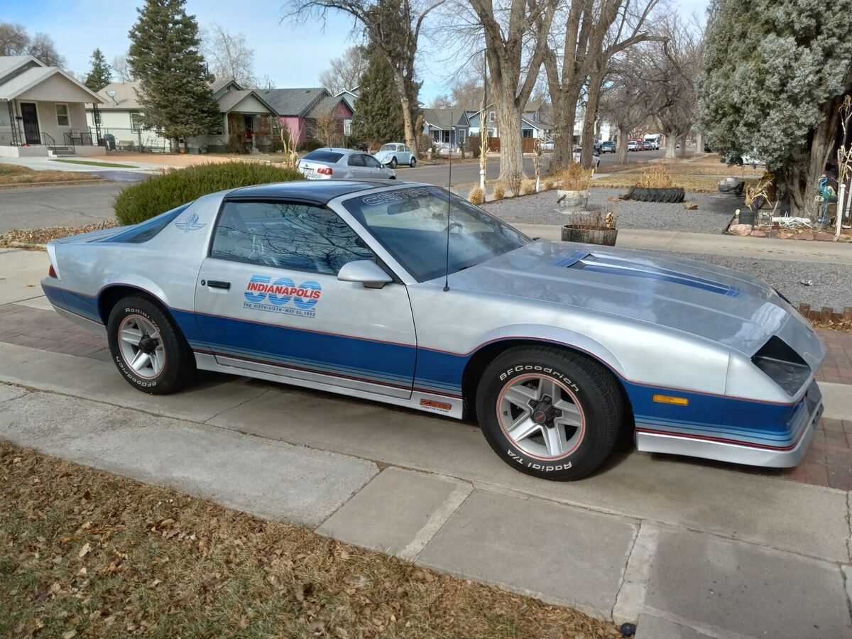 1982 indy 500 pace car camaro