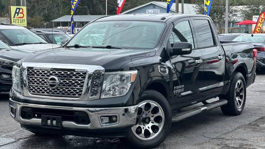2017 Nissan Titan