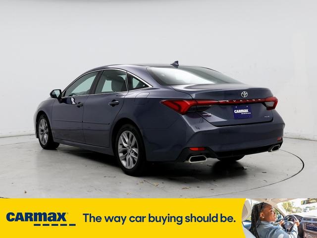2019 toyota avalon xle