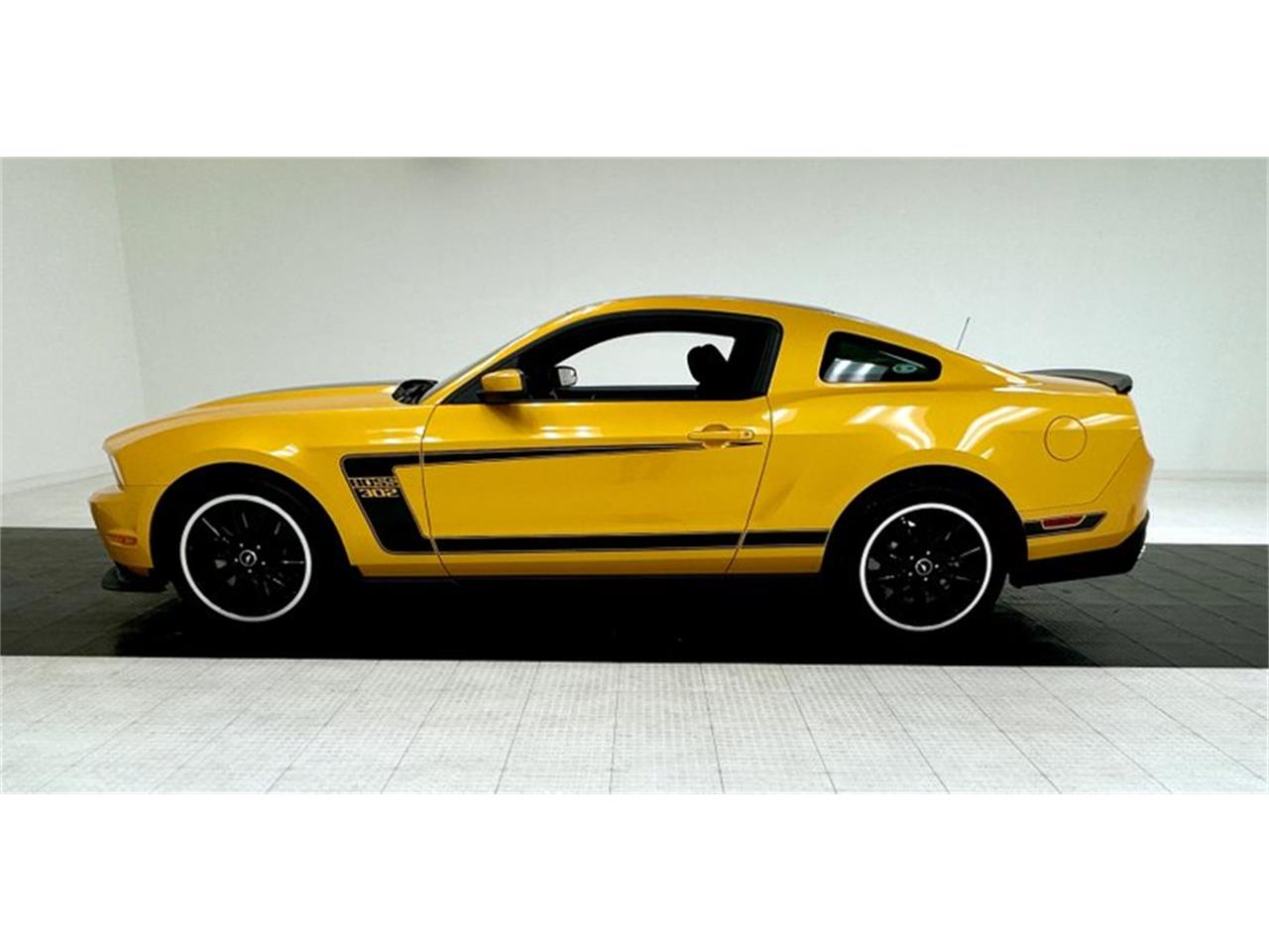 2012 ford mustang