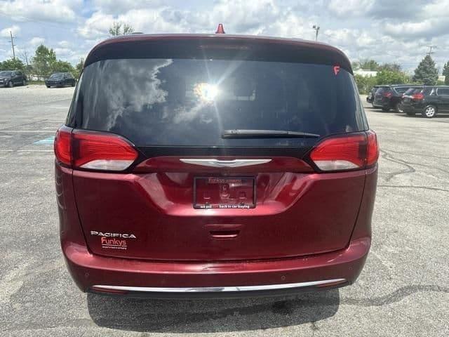 2018 chrysler pacifica touring l minivan 4d in darbydale, ohio