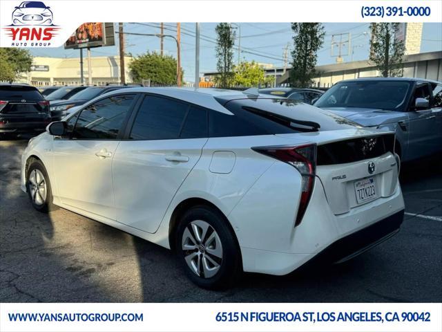 2017 toyota prius three