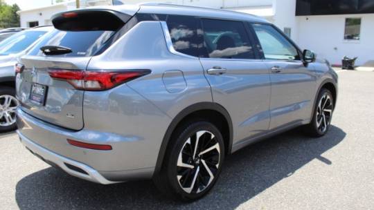 2022 mitsubishi outlander sel