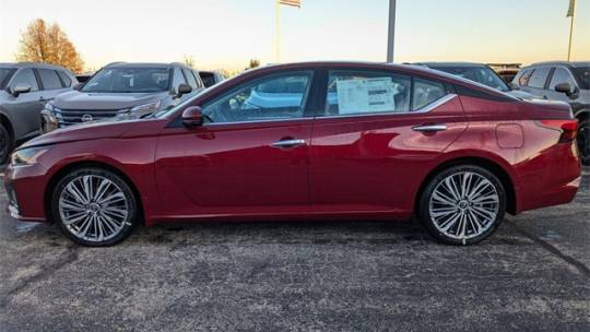 2025 Nissan Altima