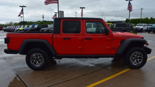 2024 Jeep Gladiator