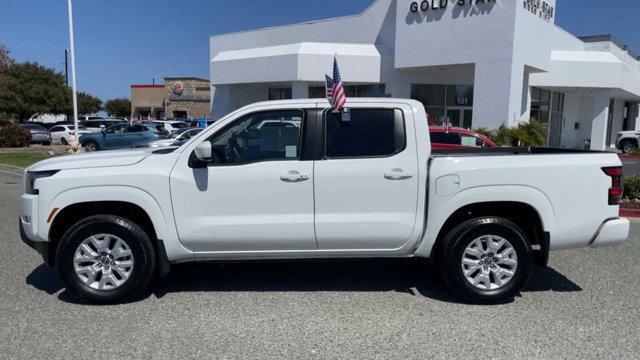 2022 nissan frontier sv