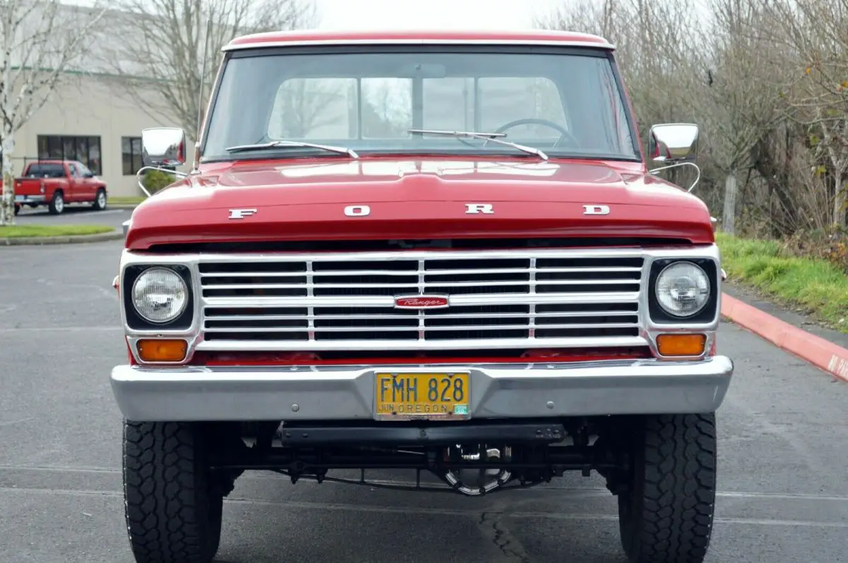 1970 ford f-250 ranger single cab 4wd 360 v8 4-speed manual transmission