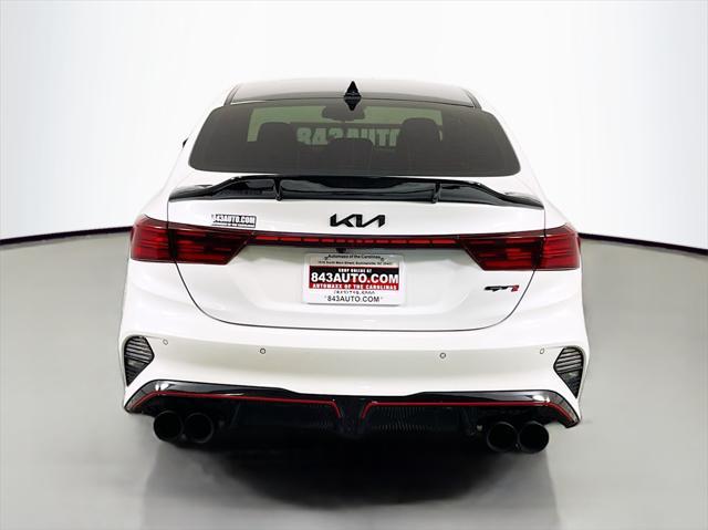 2022 kia forte gt