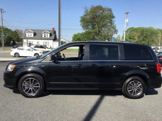 2017 dodge grand caravan sxt for sale in smyrna, delaware