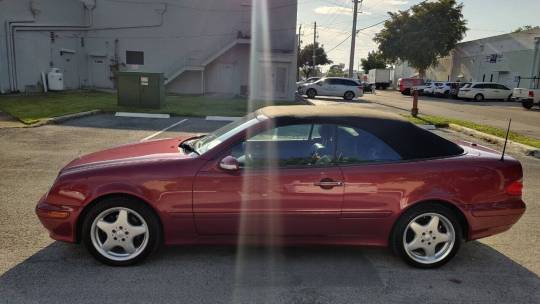 2001 Mercedes-Benz Clk