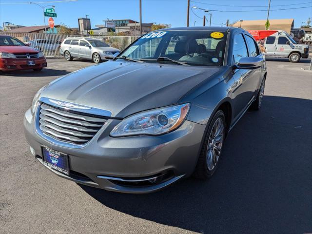 2012 chrysler 200 limited