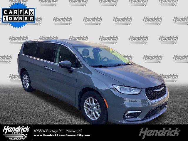 2023 chrysler pacifica touring l