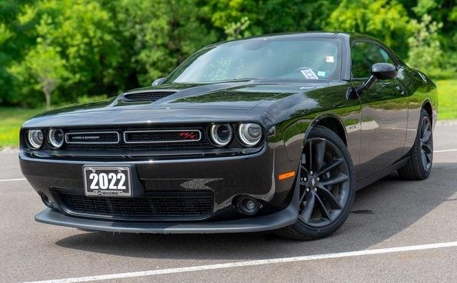 2022 dodge challenger r/t
