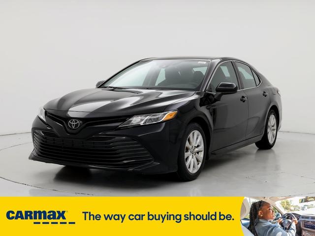 2020 toyota camry le