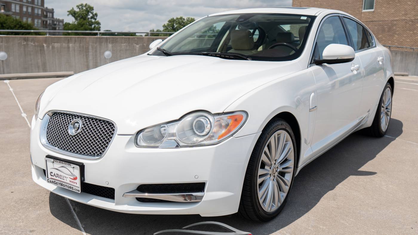 2011 jaguar xf base
