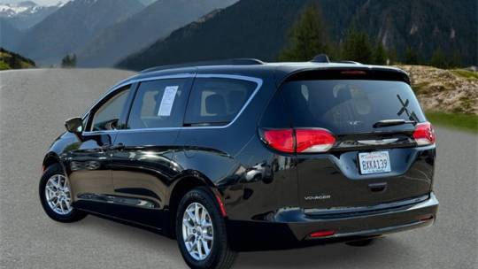 2021 Chrysler Voyager