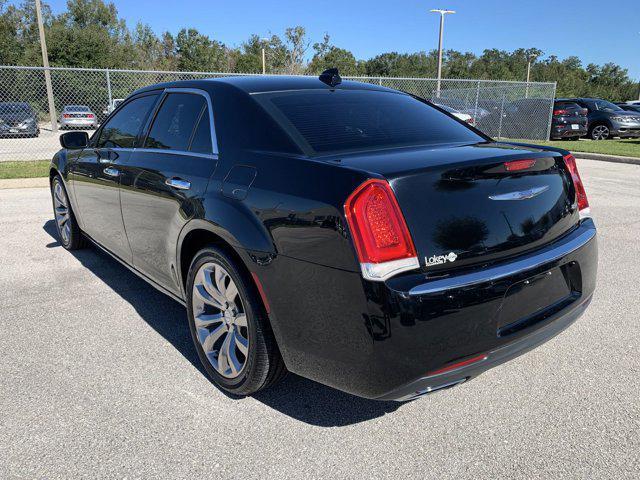 2018 chrysler 300 limited